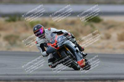 media/Jan-15-2023-SoCal Trackdays (Sun) [[c1237a034a]]/Turn 16 (120pm)/